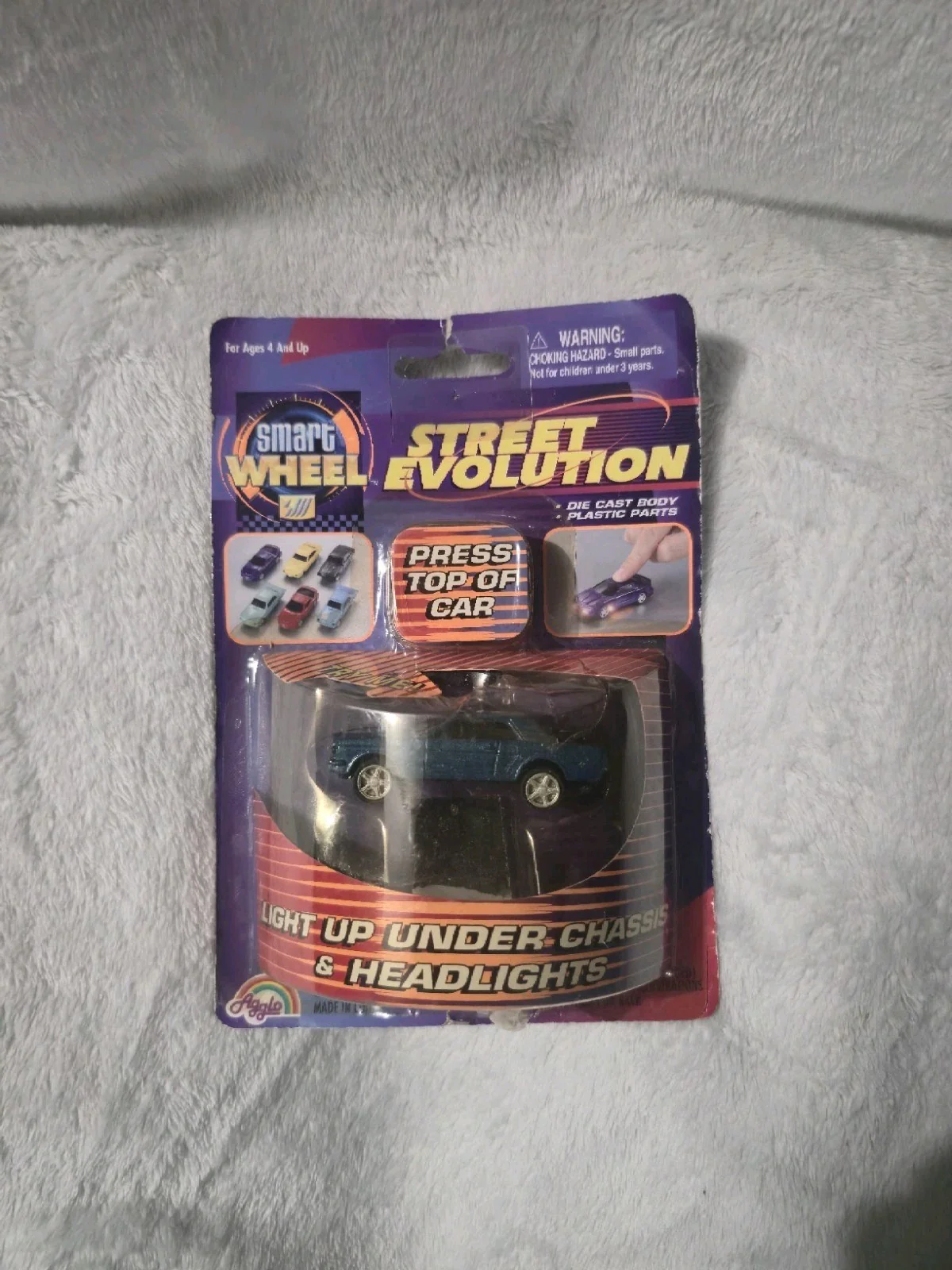 1/64 Agglo Smart Wheel Street Evolution with Illuminated Wheels and Headlights in Blue - Image 5