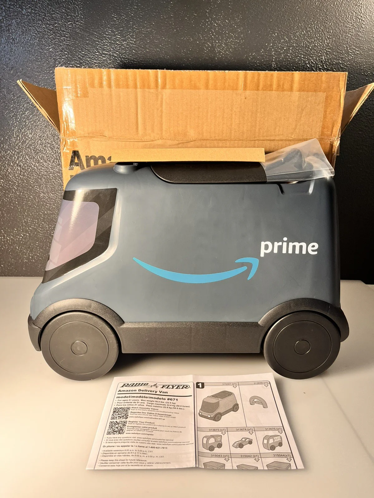 Blue Ride-On Van Toy for Kids with Play Packages - New in Box - Image 4