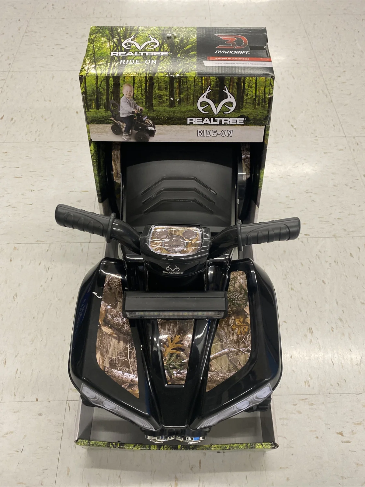 Boys' Realtree Ride-On Vehicle with Working Light Bar