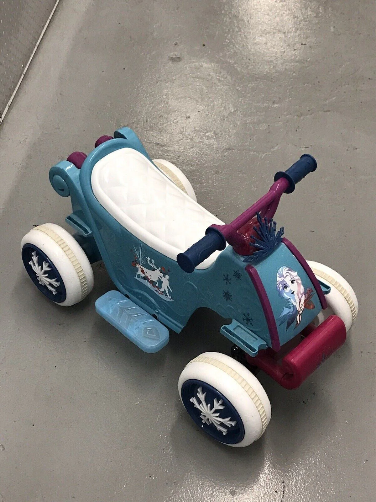 Frozen 2 Electric Quad Toddler Ride-On Toy with Kid-Friendly Design - Image 2